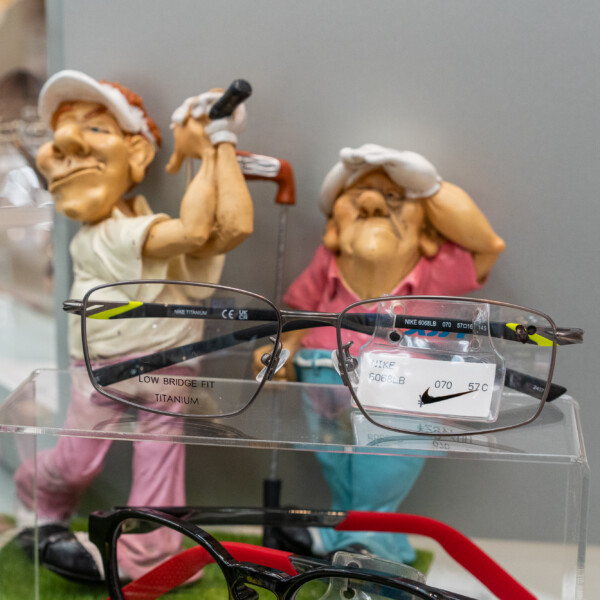 メガネのスカイ